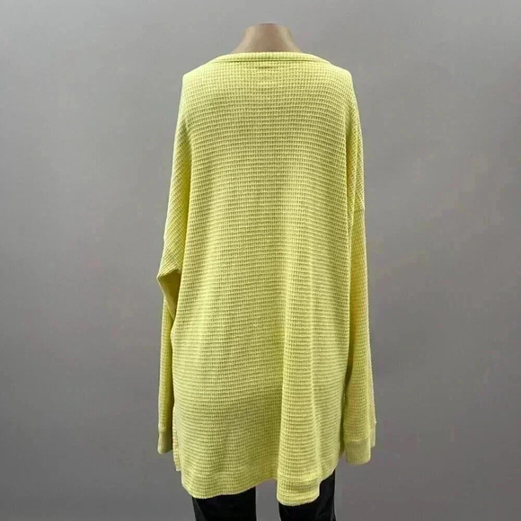 3/$20 Lot Oversized Yellow Waffle Knit Pullover Sweater XL - Picture 2 of 9